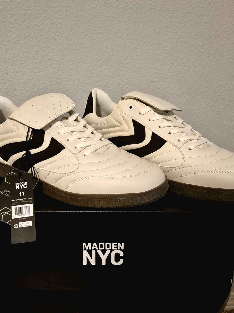 Madden NYC Men's Whitw and Black Retro Trainer Sneakers